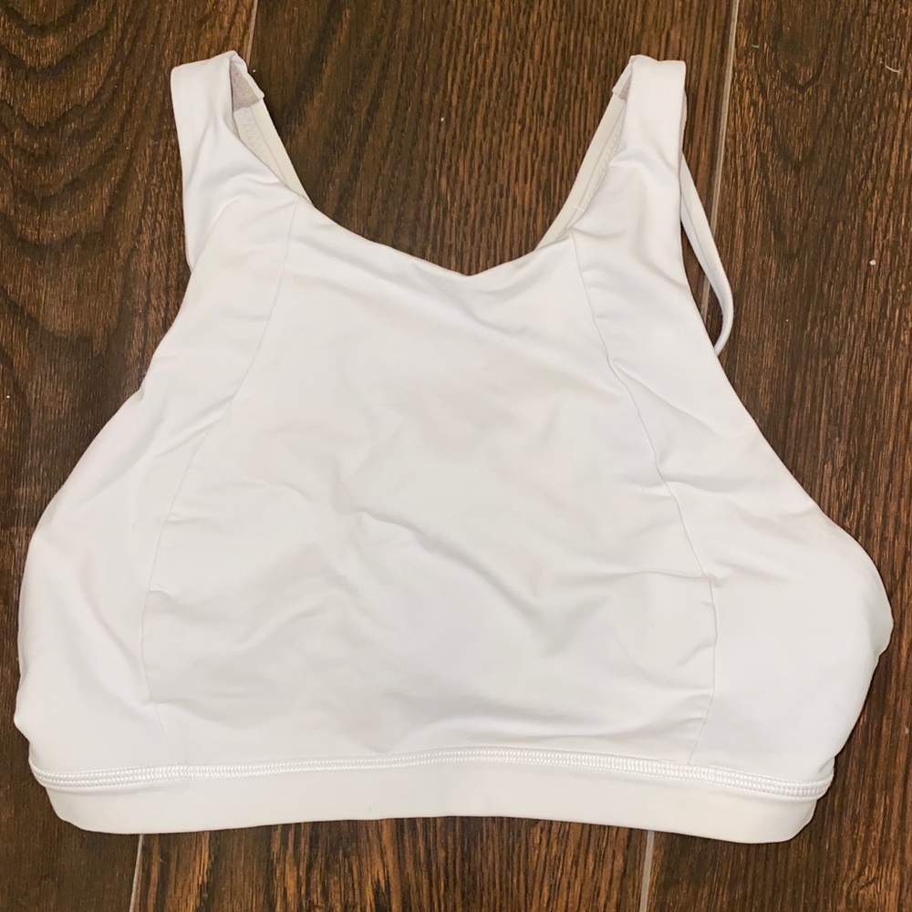 LULULEMON FREE TO BE SERENE HIGH NECK BRA